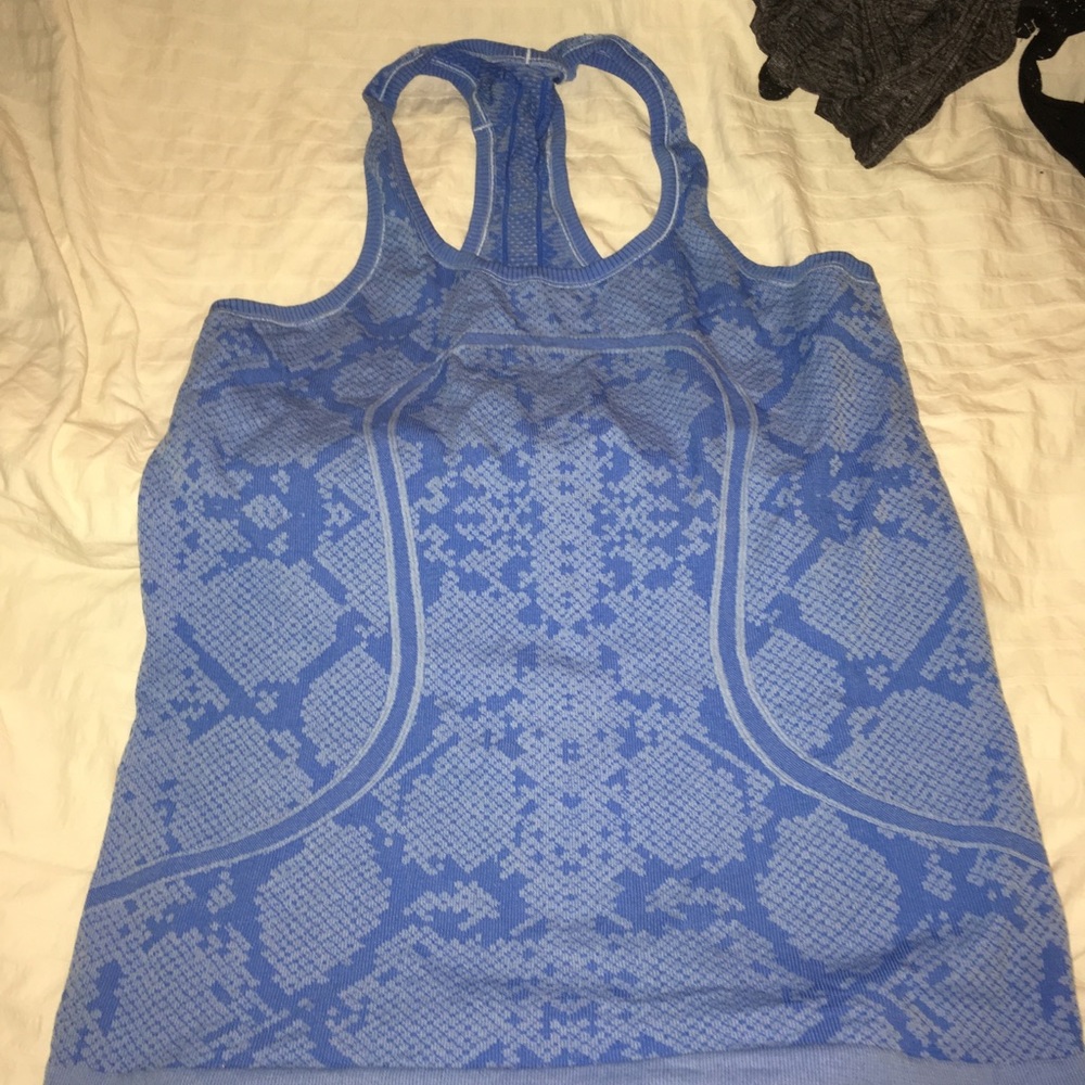 Lululemon Swiftly